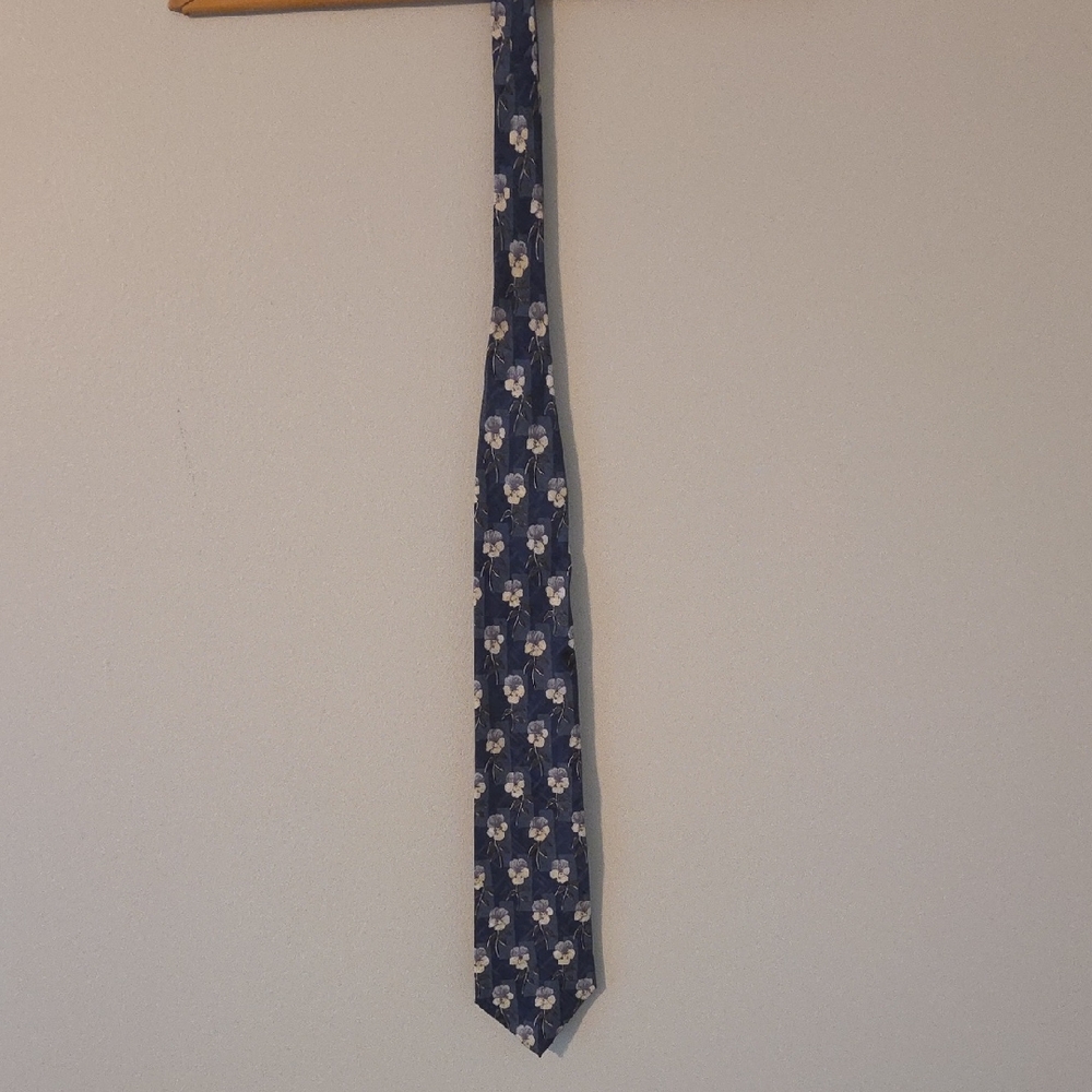 Hugo Boss Blue Tie with White Floral Design